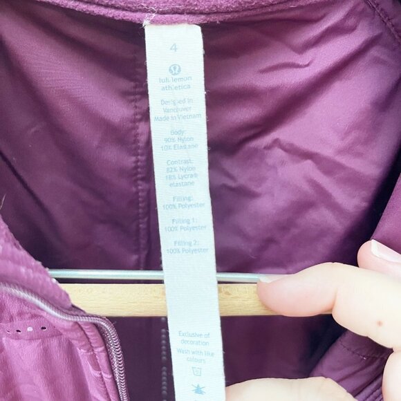 Lululemon Plum Run For Cold Jacket - Size 4 - Picture 2 of 6